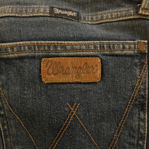 Retro Wrangler - Picture 4 of 5